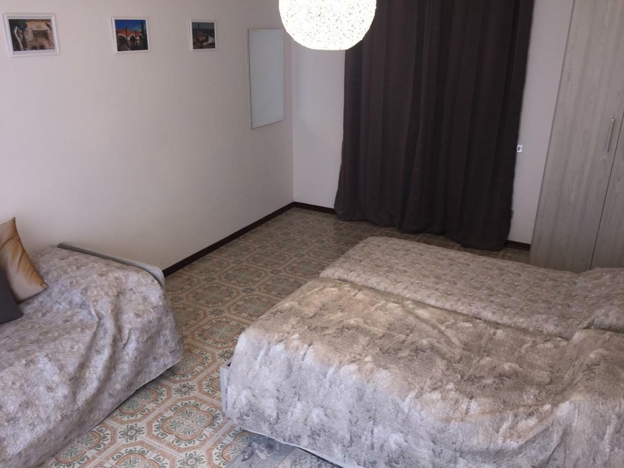 Room Verona Holidays Buitenkant foto